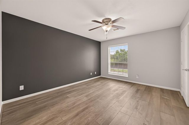 5333 Richmond Avenue 33, Houston, TX 77056