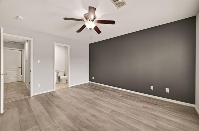 5333 Richmond Avenue 33, Houston, TX 77056