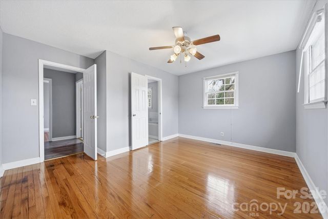 212 Newland Place NW, Lenoir, NC 28645