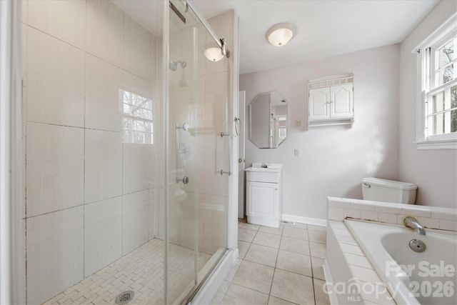 212 Newland Place NW, Lenoir, NC 28645