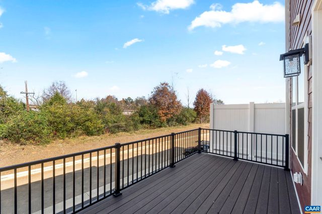 736 PARK RIDGE DR, Crozet, VA 22932