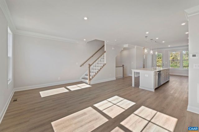 736 PARK RIDGE DR, Crozet, VA 22932