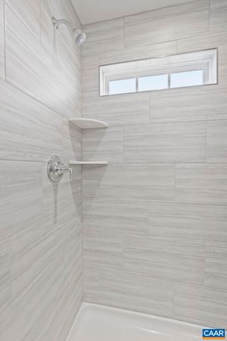 736 PARK RIDGE DR, Crozet, VA 22932