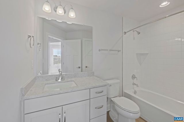 736 PARK RIDGE DR, Crozet, VA 22932