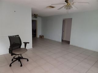 5712 NW 68th Terrace, Tamarac, FL 33321