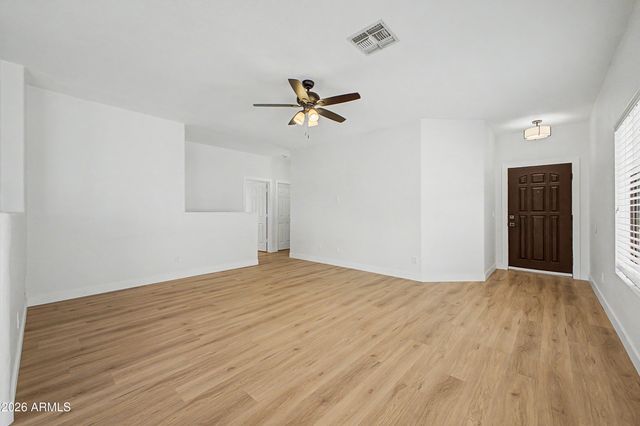 30333 N PLANTATION Drive, San Tan Valley, AZ 85143
