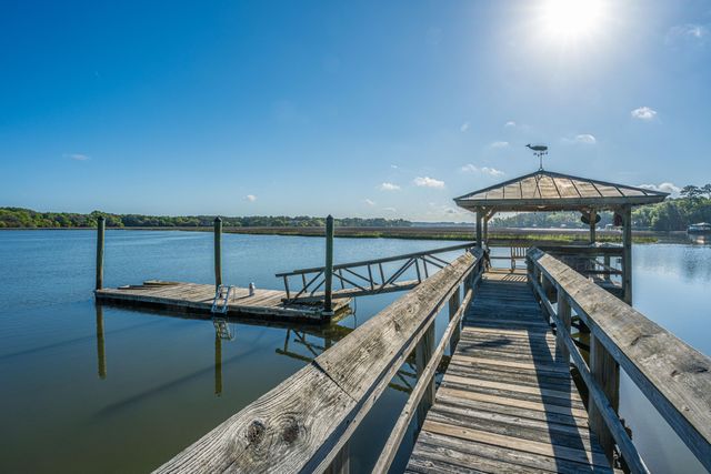 8654 Glascow Island Loop, Edisto Island, SC 29438