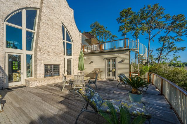8654 Glascow Island Loop, Edisto Island, SC 29438