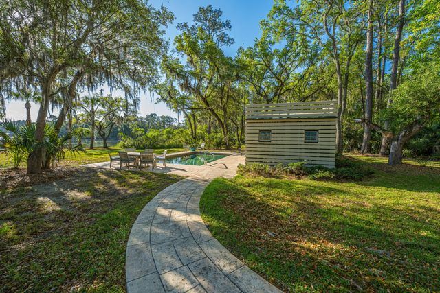 8654 Glascow Island Loop, Edisto Island, SC 29438