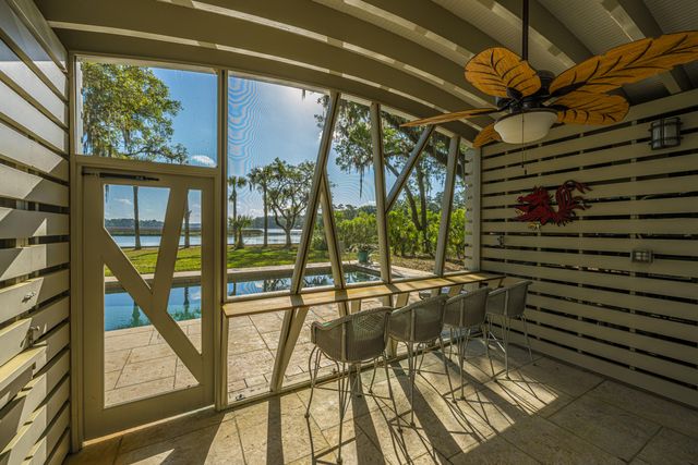 8654 Glascow Island Loop, Edisto Island, SC 29438