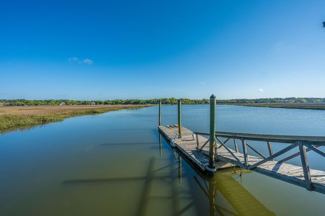 8654 Glascow Island Loop, Edisto Island, SC 29438