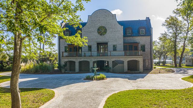 8654 Glascow Island Loop, Edisto Island, SC 29438