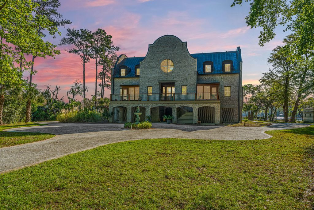 8654 Glascow Island Loop, Edisto Island, SC 29438