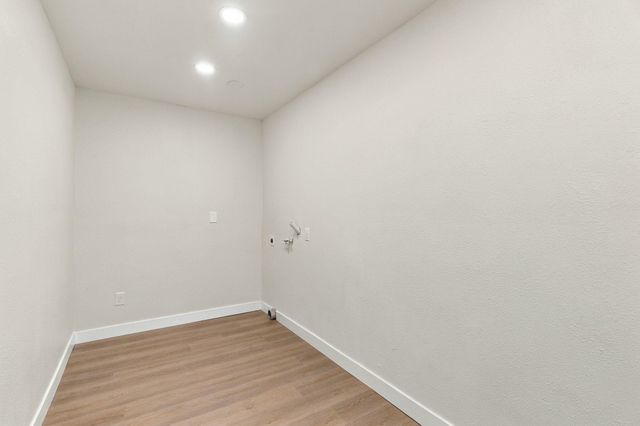 1118 W Jackson Ave, Spokane, WA 99205