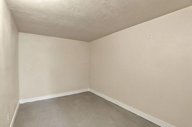 1118 W Jackson Ave, Spokane, WA 99205