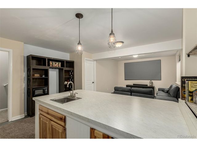 410 Sycamore Ave, Johnstown, CO 80534