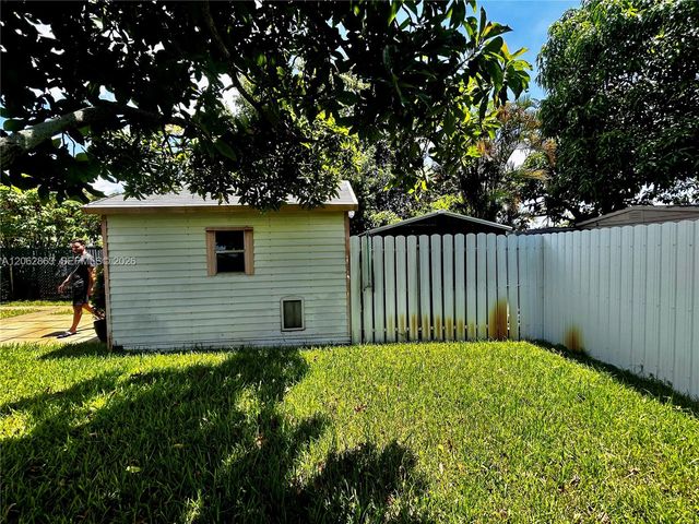 19302 NW 47th Place 19302, Miami Gardens, FL 33055