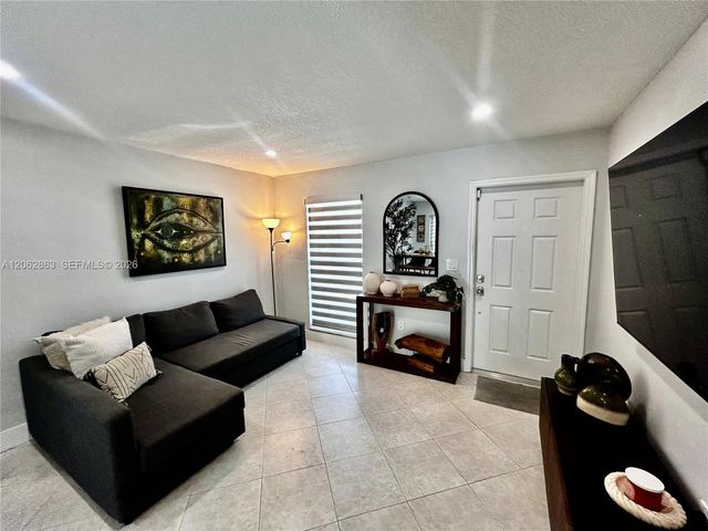 19302 NW 47th Place 19302, Miami Gardens, FL 33055