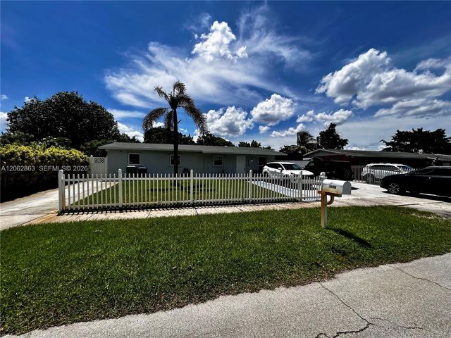 19302 NW 47th Place 19302, Miami Gardens, FL 33055