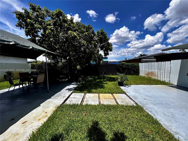 19302 NW 47th Place 19302, Miami Gardens, FL 33055