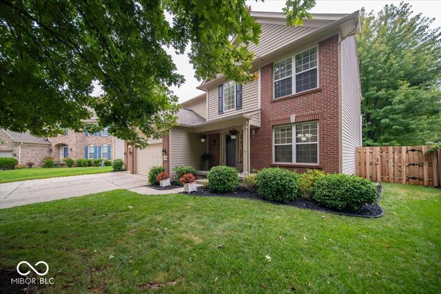 11979 Sellerton Drive, Fishers, IN 46037