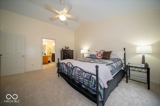 11979 Sellerton Drive, Fishers, IN 46037
