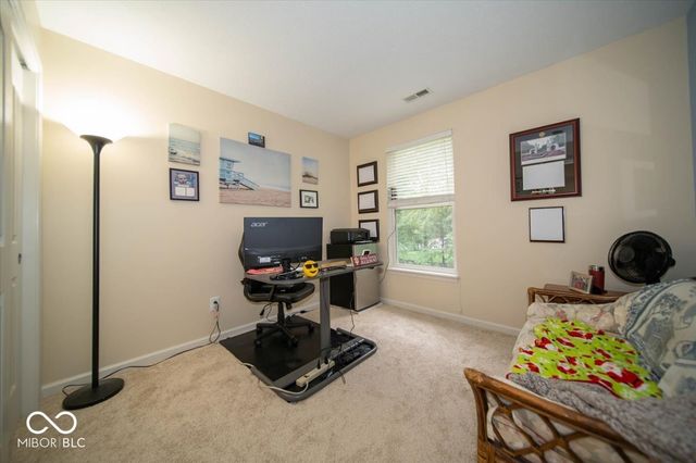 11979 Sellerton Drive, Fishers, IN 46037