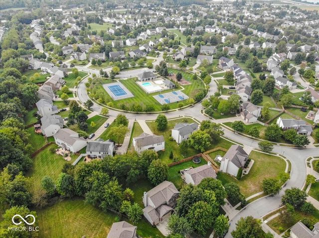 11979 Sellerton Drive, Fishers, IN 46037