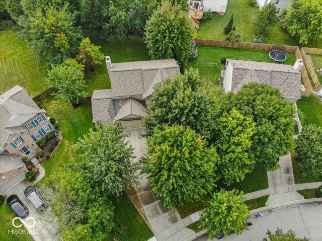 11979 Sellerton Drive, Fishers, IN 46037