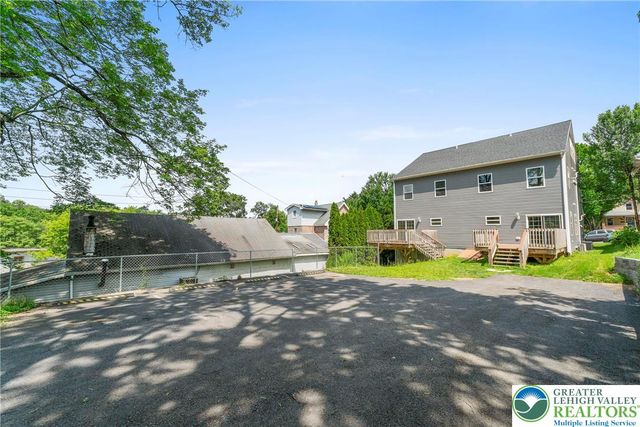 271 West Fairview Street West, Bethlehem City, PA 18018