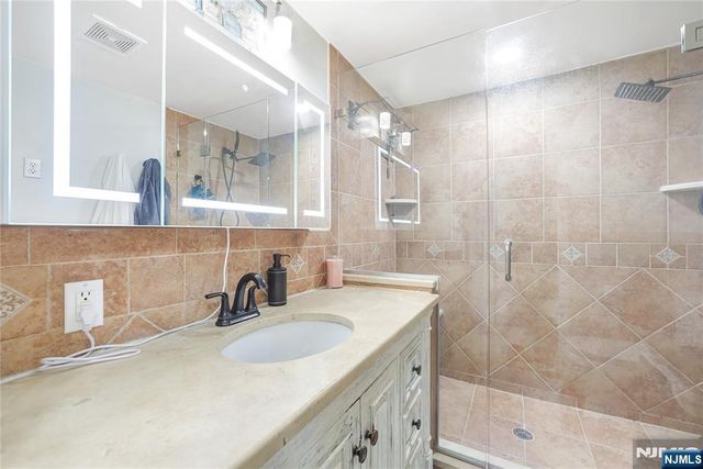 254 W Spring Valley Avenue, Maywood, NJ 07607