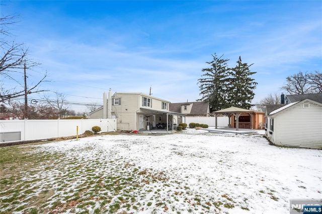 254 W Spring Valley Avenue, Maywood, NJ 07607