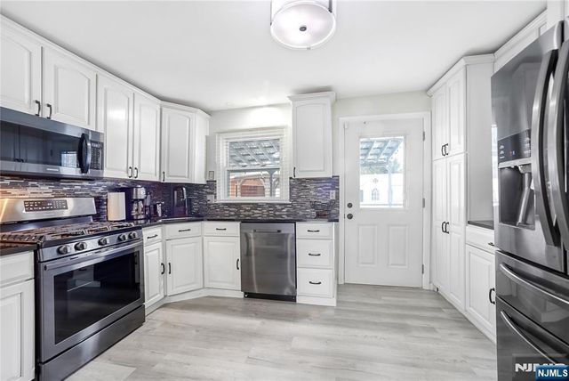 254 W Spring Valley Avenue, Maywood, NJ 07607