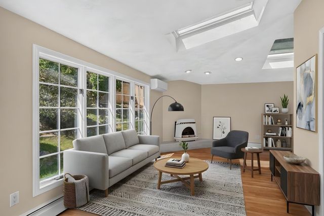 4 Parkway Road, Medford, MA 02155
