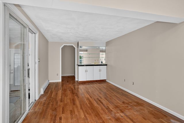 4 Parkway Road, Medford, MA 02155