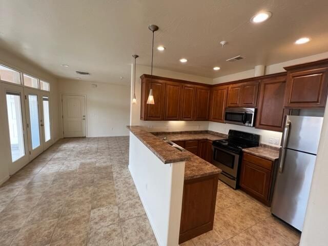 321 Jefferson Street SE 2-A, Albuquerque, NM 87108