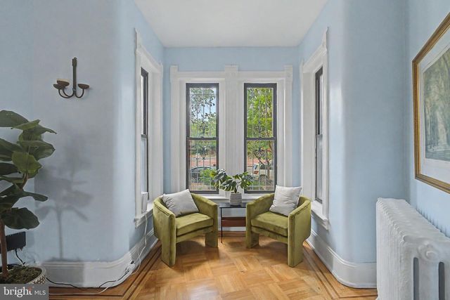 922 MARYLAND AVE NE, Washington, DC 20002