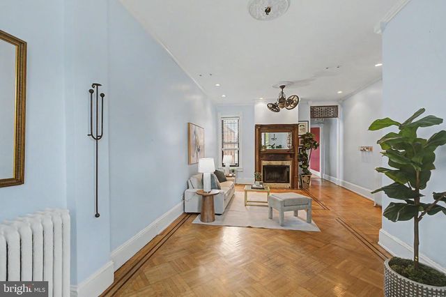 922 MARYLAND AVE NE, Washington, DC 20002