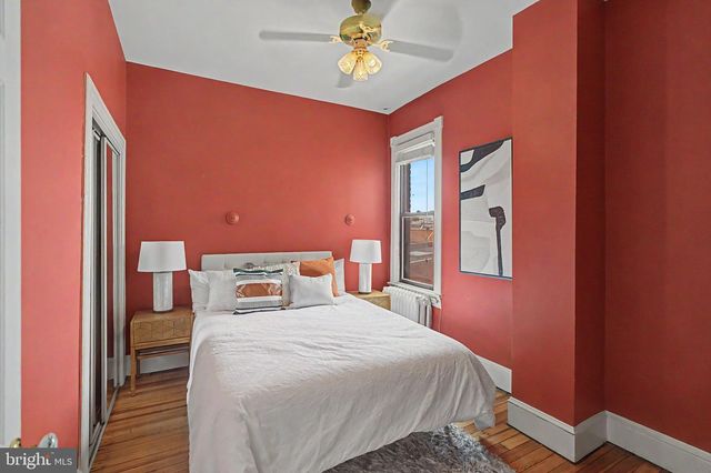 922 MARYLAND AVE NE, Washington, DC 20002