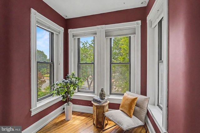 922 MARYLAND AVE NE, Washington, DC 20002