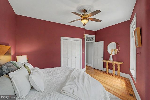 922 MARYLAND AVE NE, Washington, DC 20002