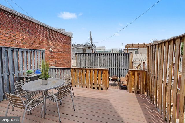 922 MARYLAND AVE NE, Washington, DC 20002