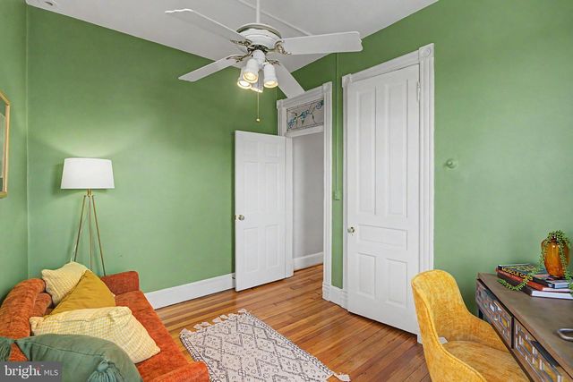 922 MARYLAND AVE NE, Washington, DC 20002