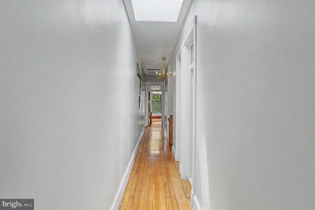 922 MARYLAND AVE NE, Washington, DC 20002