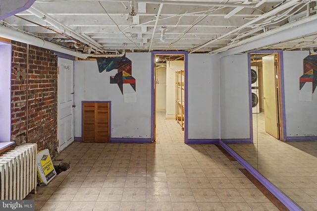 922 MARYLAND AVE NE, Washington, DC 20002