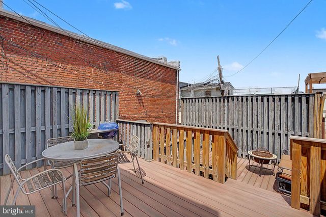 922 MARYLAND AVE NE, Washington, DC 20002