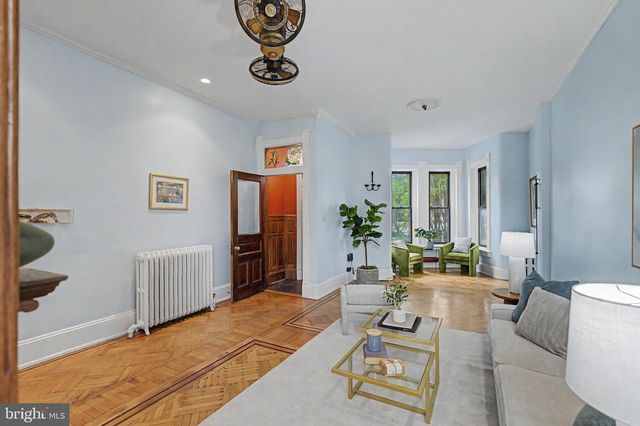922 MARYLAND AVE NE, Washington, DC 20002