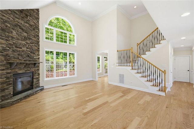 1391 Somerset Cove Drive, Winston-salem, NC 27103