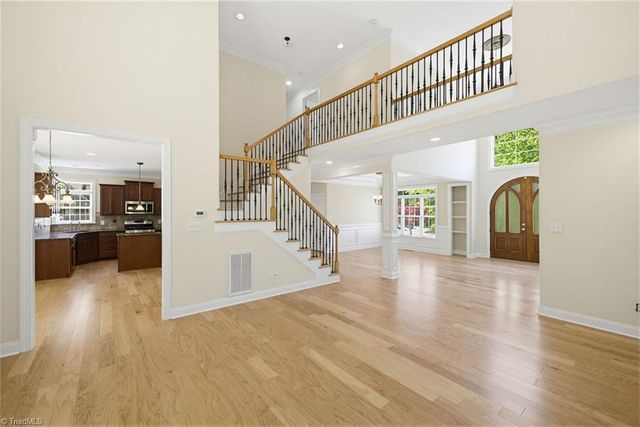 1391 Somerset Cove Drive, Winston-salem, NC 27103