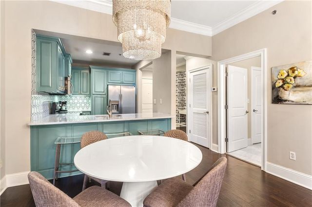 2277 Peachtree Road NE 402, Atlanta, GA 30309